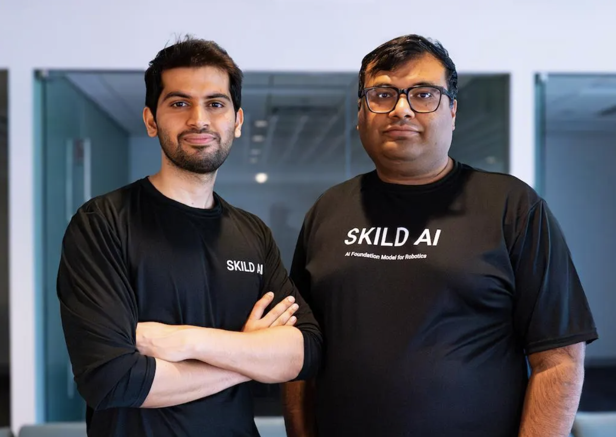 Hai đồng sáng lập Skild AI: Deepak Pathak (trái) và Abhinav Gupta (phải). Ảnh: Skild AI