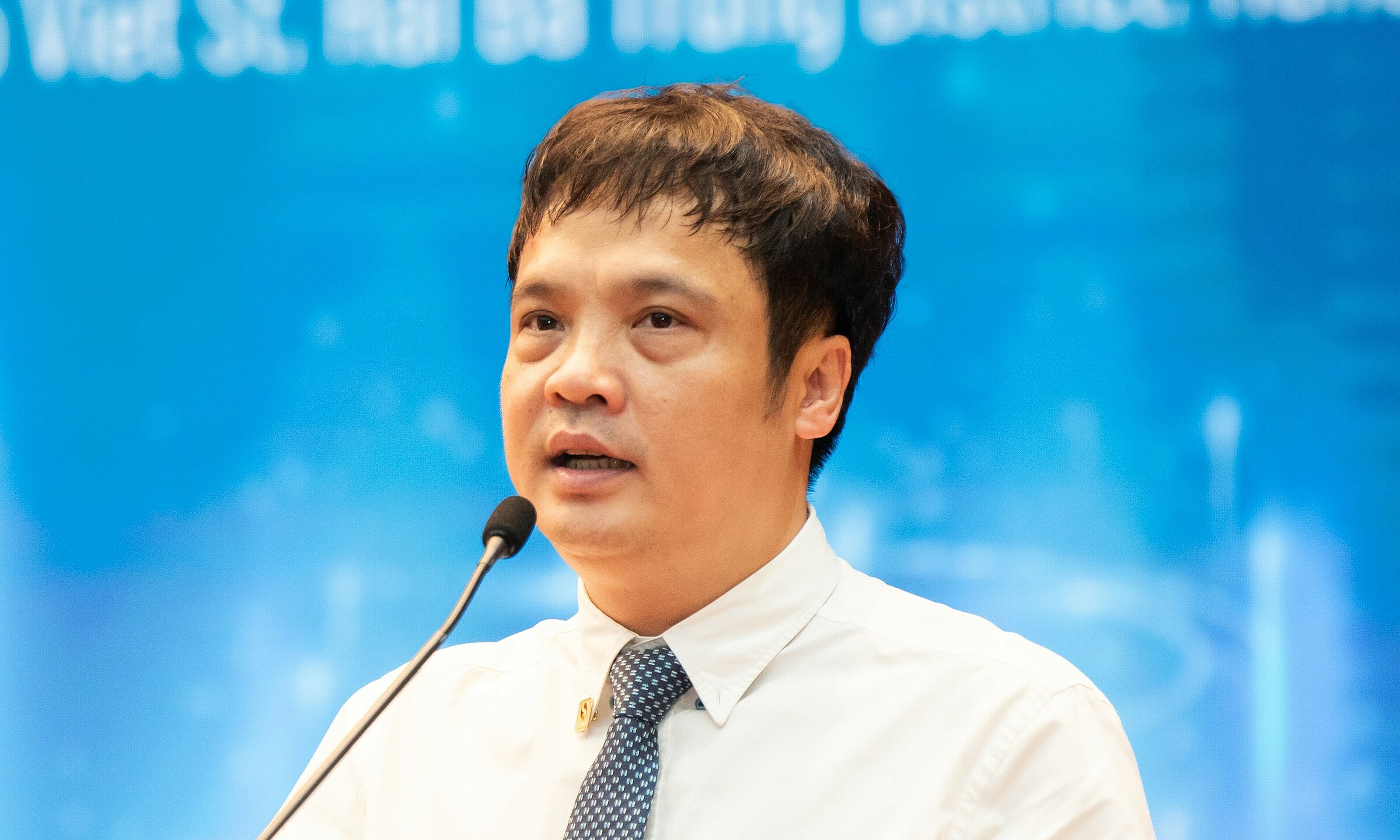 Ông Nguyễn Văn Khoa chia sẻ tại hội nghị. Ảnh: Trần Huấn