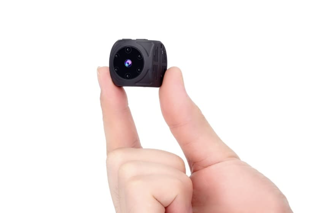 Một mẫu camera siêu nhỏ. Ảnh: SafeHome