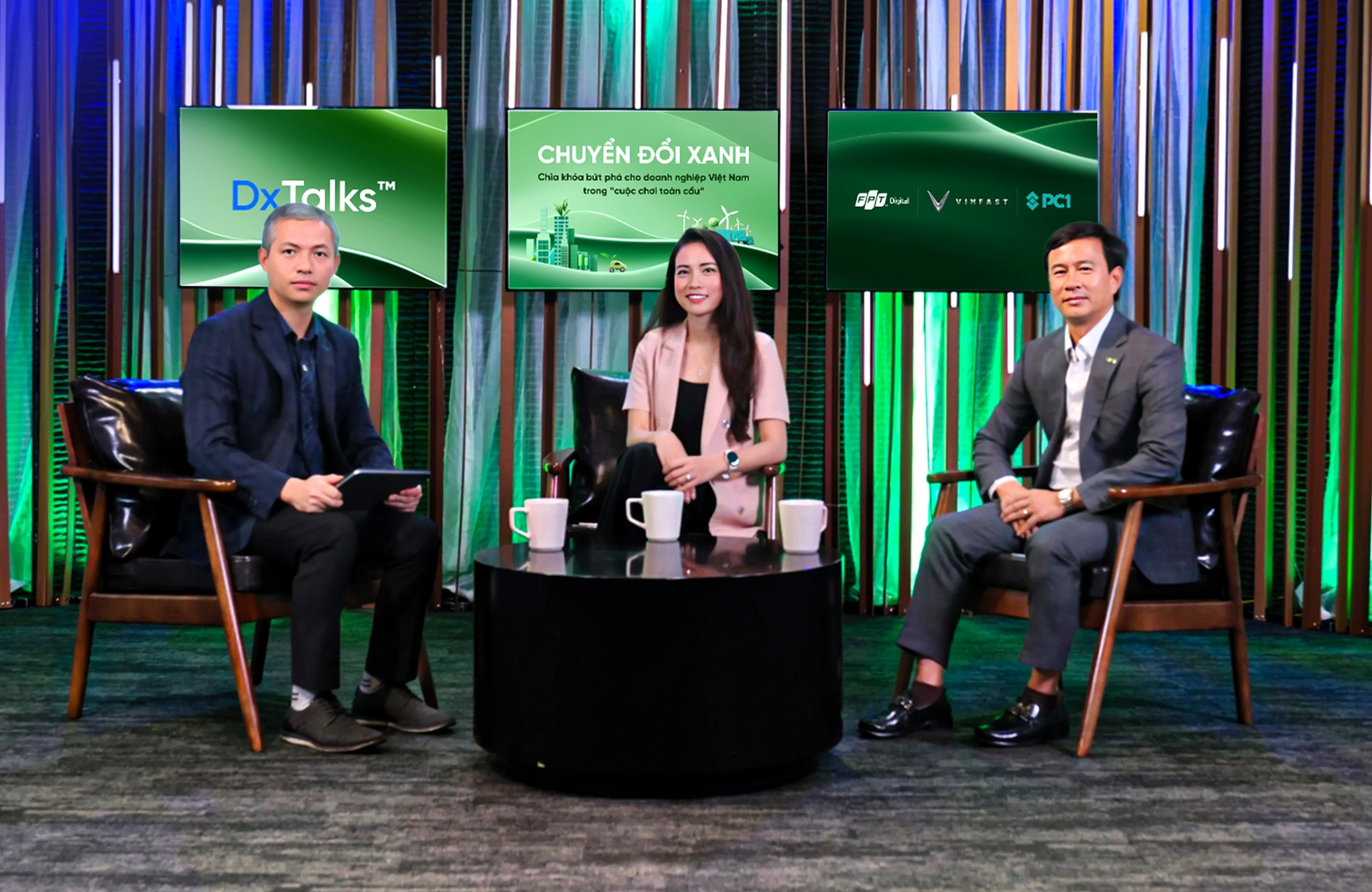 Các diễn giả tại DxTalks tháng 9: Ảnh: FPT Digital