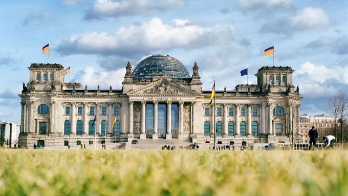 Bên ngoài tòa nhà Quốc hội Đức (Bundestag). Ảnh: bundestag.de