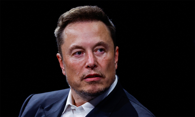 Tỷ phú Elon Musk tại Paris tháng 6/2023. Ảnh: Reuters