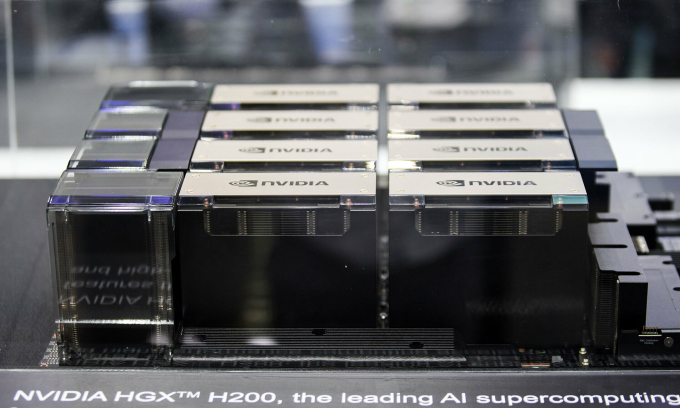 Chip AI H200 của Nvidia tại Triển lãm Computex 2024 diễn ra ở Đài Loan, hồi tháng 6. Ảnh: Khương Nha