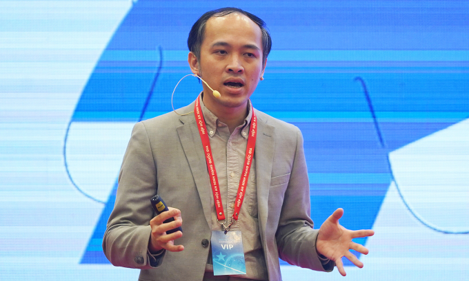 Ông Vũ Ngọc Sơn, Trưởng ban Công nghệ, Hiệp hội An ninh mạng quốc gia NCA, phát biểu tại buổi ra mắt nền tảng nCademy. Ảnh: Lưu Quý