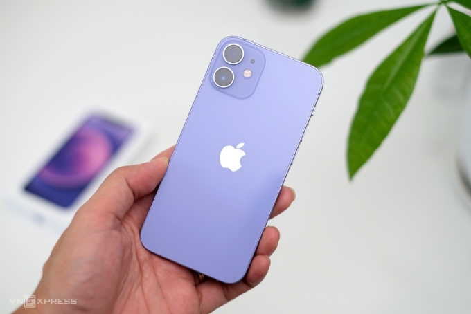 iPhone 12. Ảnh: Tuấn Hưng