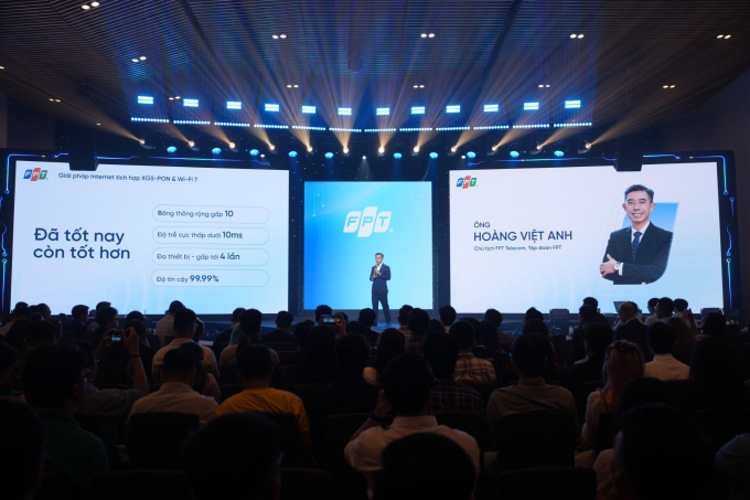 Ông Hoàng Việt Anh - Chủ tịch FPT Telecom, Tập đoàn FPT phát biểu tại buổi ra mắt SpeedX. Ảnh: FPT