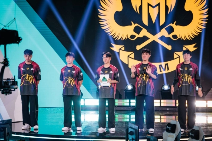 5 thành viên tuyển GAM Esports tại EWC 2025. Ảnh: GAM