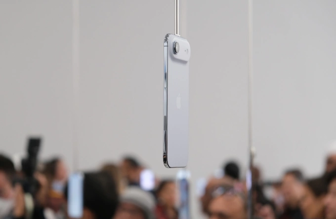 Ảnh thực tế iPhone 17 Air tại lễ ra mắt. Ảnh: Tuấn Hưng