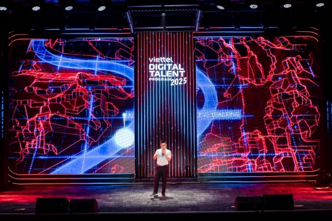 Ứng viên thuyết trình tại Viettel Digital Talent 2025. Ảnh: Viettel